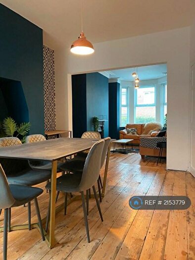 3 Bedroom Terraced House To Rent In Buckingham Ave, Salford, M6