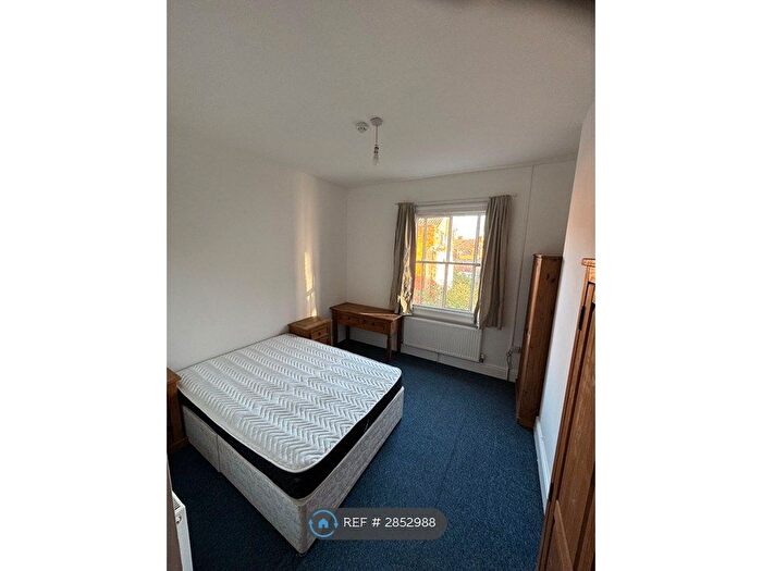 1 Bedroom Terraced House To Rent In Friarn St, Bridgwater, TA6