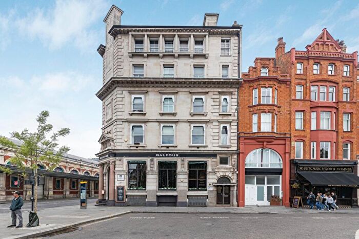 1 Bedroom Flat For Sale In West Smithfield, London, EC1A