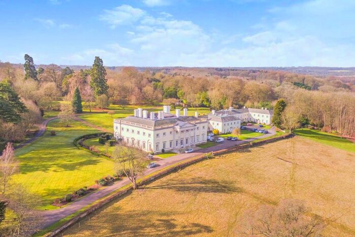 3 Bedroom Flat For Sale In Missenden Road, Amersham, HP7