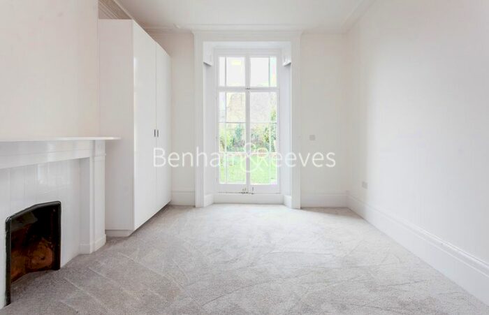 1 Bedroom Flat To Rent In The Common, Ealing, W5