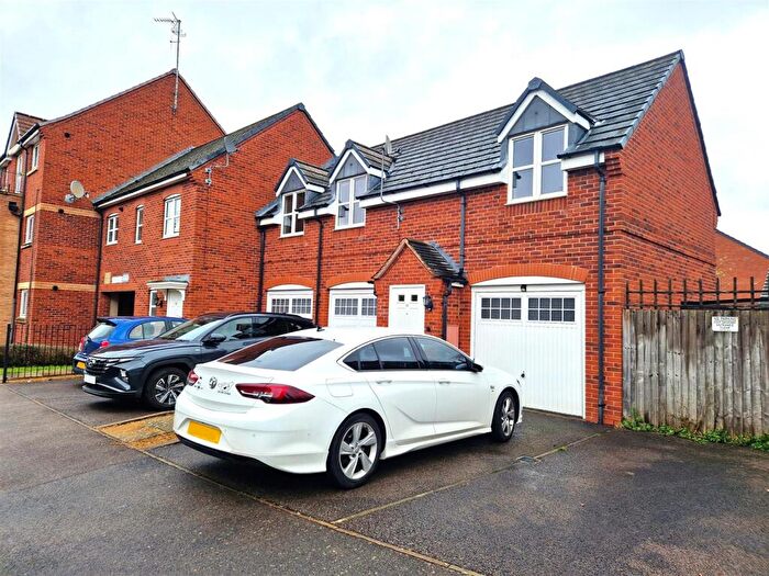 1 Bedroom Flat To Rent In Brodie Close, Rugby, CV21