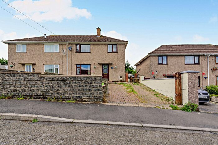 3 Bedroom Semi-Detached House For Sale In Ross Avenue, Carmarthen, Carmarthenshire, SA31