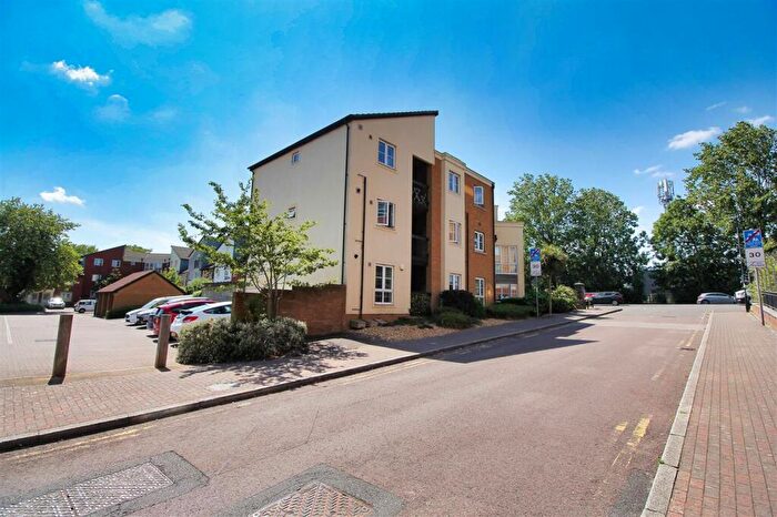 2 Bedroom Apartment To Rent In Bartholomews Square, Horfield, Bristol, BS7