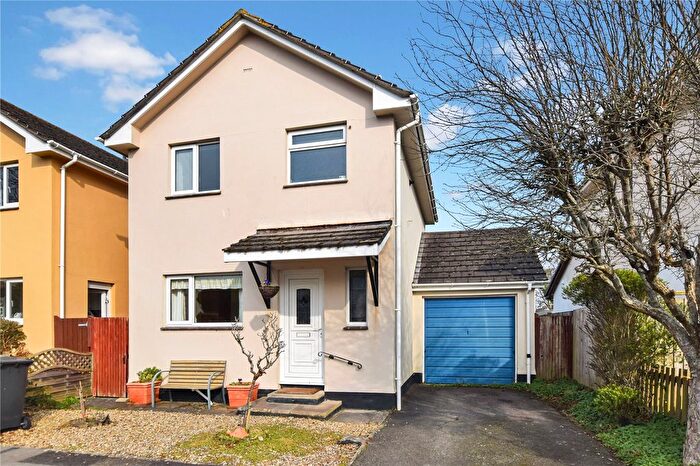 3 Bedroom Detached House For Sale In Park Close, Fremington, Barnstaple, Devon, EX31