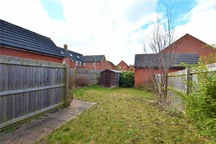 2 Bedroom End Of Terrace House To Rent In The Avenue, Didcot, Oxfordshire, OX11