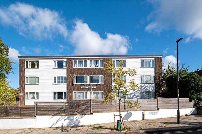 1 Bedroom Flat To Rent In Woodfield Grove, London, SW16