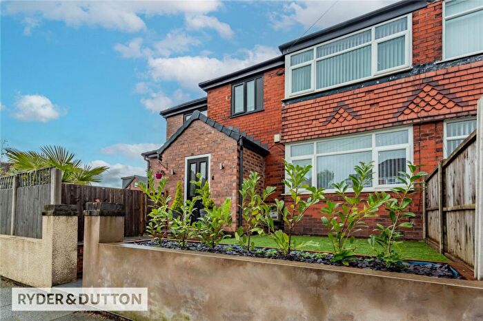 4 Bedroom End Of Terrace House For Sale In Orme Avenue, Alkrington, Middleton, Manchester, M24