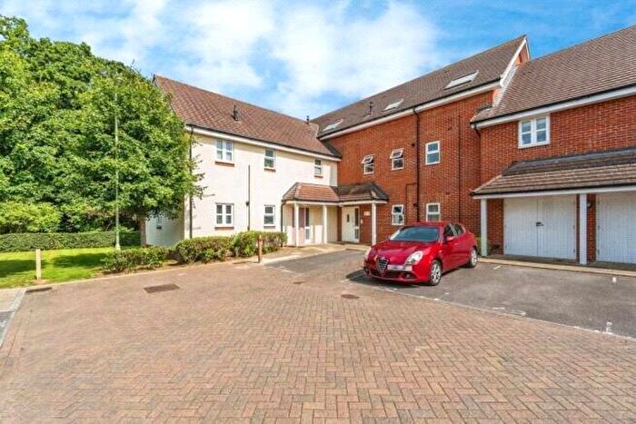 1 Bedroom Flat For Sale In The Mallards, Totton, Southampton, Hampshire, SO40