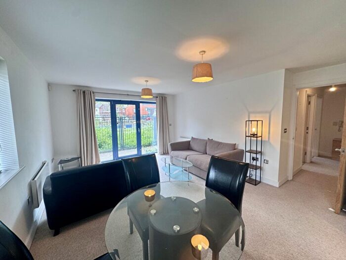 2 Bedroom Flat To Rent In Regatta House, Castle Marina, NG7