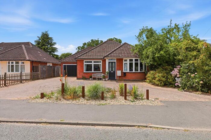 4 Bedroom Chalet For Sale In Black Tiles Lane, Martlesham, Woodbridge, IP12