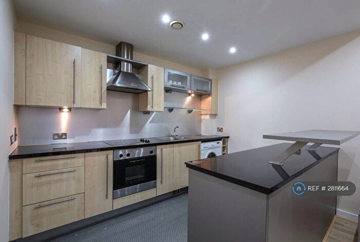 2 Bedroom Flat To Rent In Pall Mall, Liverpool, L3