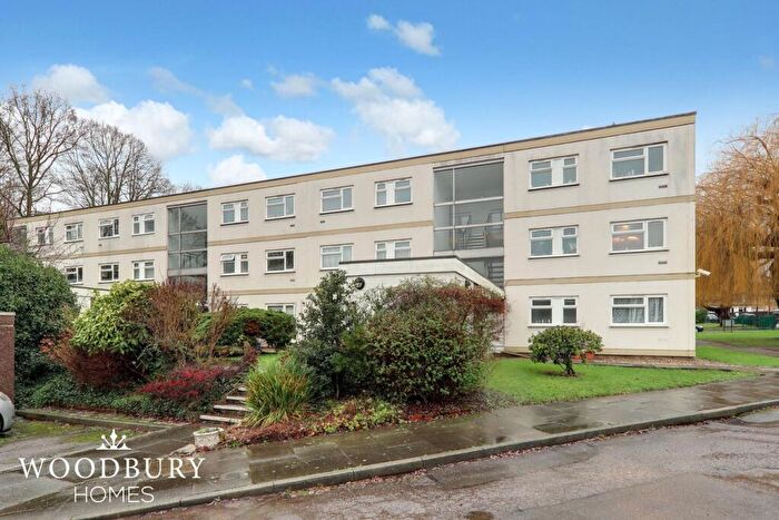 1 Bedroom Flat To Rent In The Willows, Hornbeam Road, Buckhurst Hill, IG9
