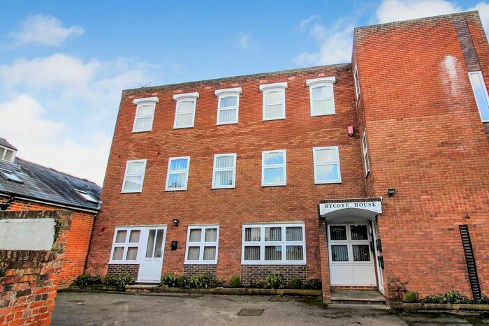 1 Bedroom Flat To Rent In Temple Square, Aylesbury, HP20