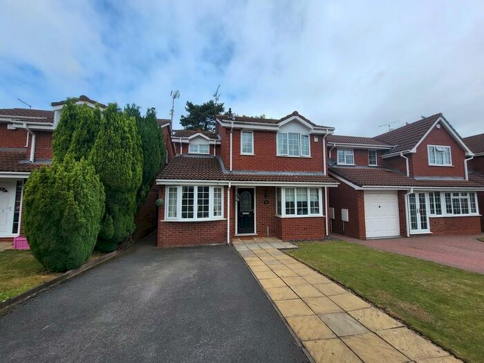 3 Bedroom Detached House To Rent In Montville Drive, Stafford, ST17