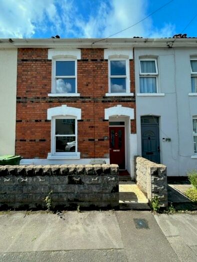 2 Bedroom Terraced House To Rent In Clifton Street, Old Town, Swindon, SN1