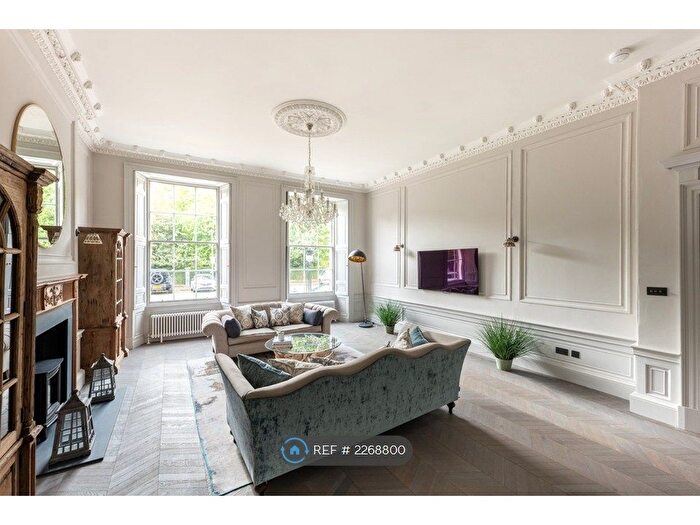 1 Bedroom Flat To Rent In Heriot Row, Edinburgh, EH3