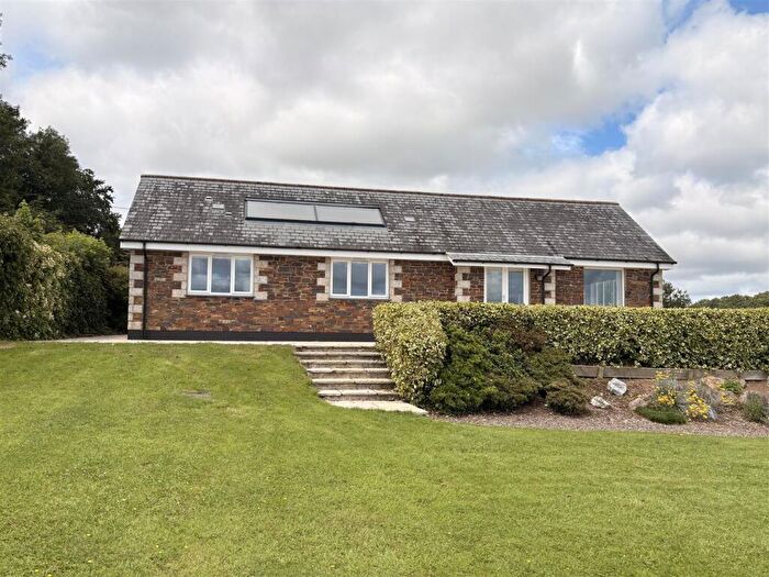 2 Bedroom Semi-Detached House To Rent In Fowey Cross, Lostwithiel, PL22