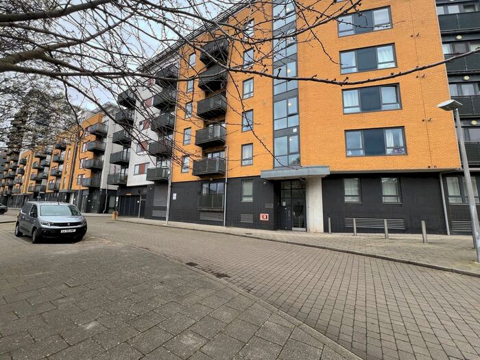 2 Bedroom Flat To Rent In Tarves Way, London, SE10