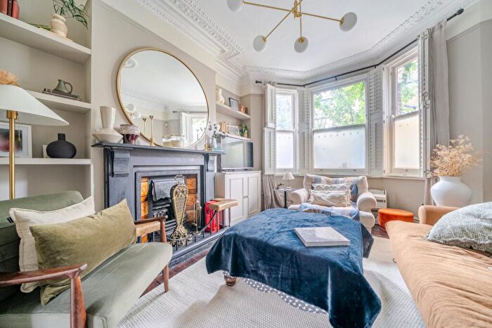 4 Bedroom Terraced House For Sale In Shenley Road, Camberwell, London, SE5