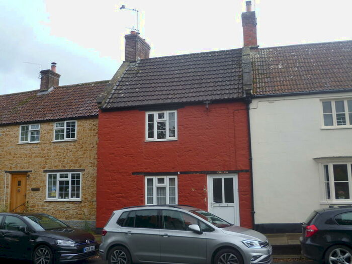 2 Bedroom Terraced House To Rent In South Street, Castle Cary, BA7