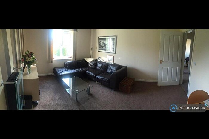 2 Bedroom Flat To Rent In Longley Ings, Sheffield, S36