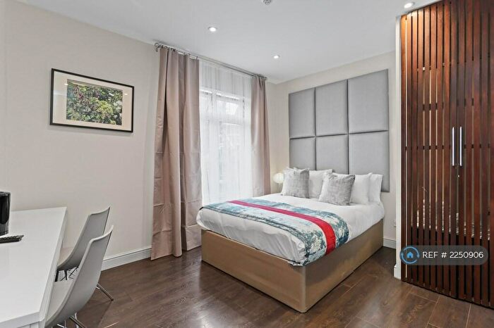 Studio To Rent In London, London, NW3