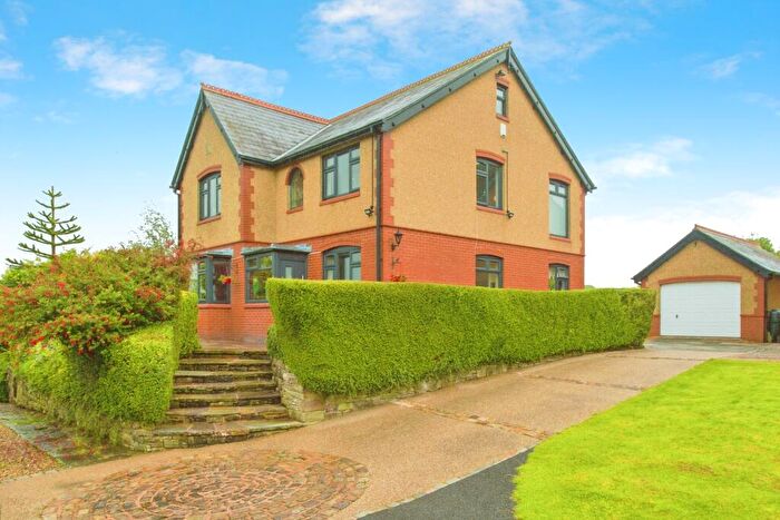 4 Bedroom Detached House For Sale In Guildford Avenue, Chorley, Lancashire, PR6