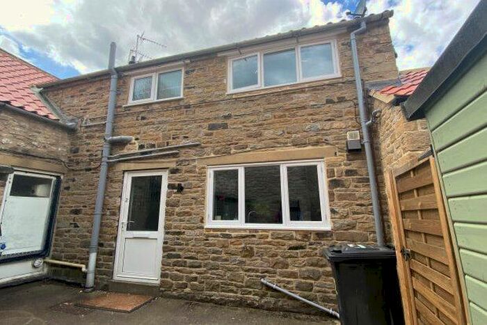2 Bedroom Property To Rent In Brook Lane, Pickering, YO18