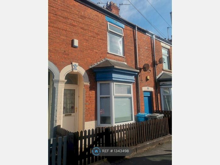 3 Bedroom Terraced House To Rent In Mersey Street, Hull, HU9