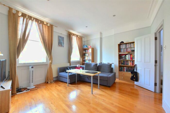 1 Bedroom Apartment To Rent In Vanbrugh Park, Blackheath, London, SE3