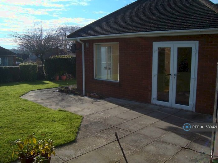 4 Bedroom Bungalow To Rent In Park Drive, Exmouth, EX8