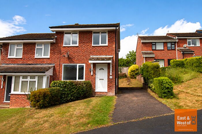 2 Bedroom Semi Detached House For Sale In Pennslyvania, Exeter, EX4