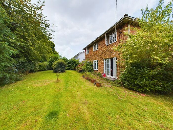 5 Bedroom Detached House For Sale In Southcote Way, Penn, High Wycombe, HP10