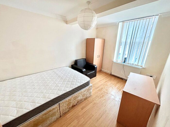 1 Bedroom Flat To Rent In Hudson Road, Southsea, PO5