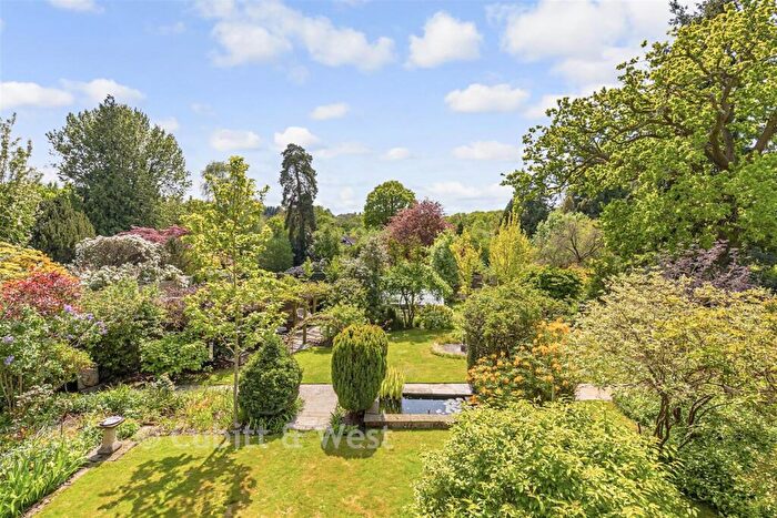 4 Bedroom Semi-Detached House For Sale In Turners Hill Road, Crawley Down, West Sussex, RH10