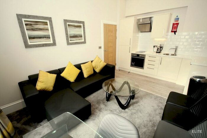 2 Bedroom Apartment To Rent In Mayford House, Old Elvet, DH1