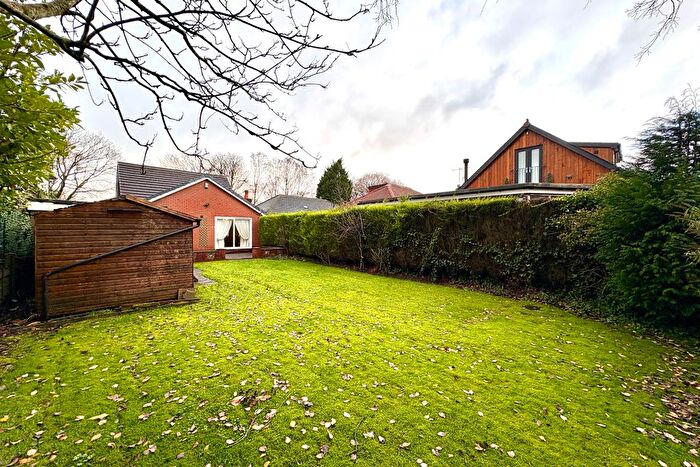 3 Bedroom Detached House For Sale In Standish Wood Lane, Standish, Wigan, WN6