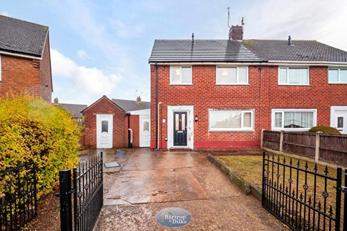 3 Bedroom Semi-Detached House For Sale In Chesterton Drive, Worksop, S81