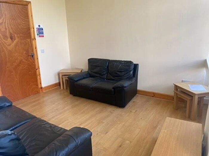 5 Bedroom Flat To Rent In Reform Street, Dundee, DD1