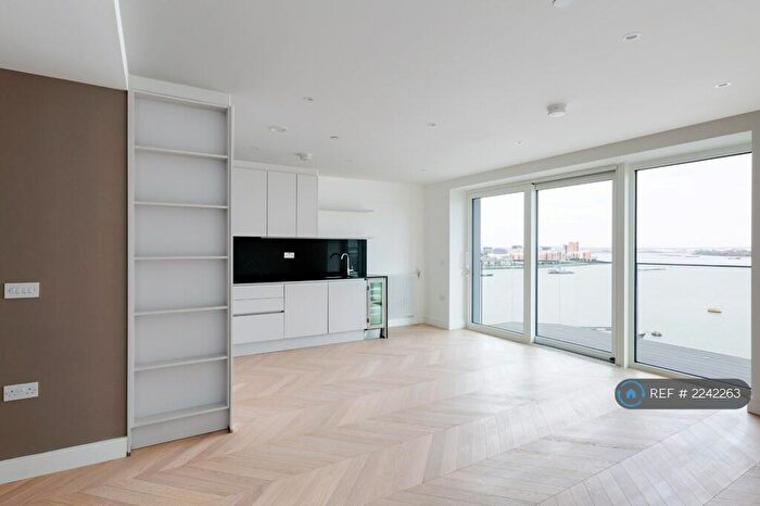 2 Bedroom Flat To Rent In Hennessey Apartments, London, SE18