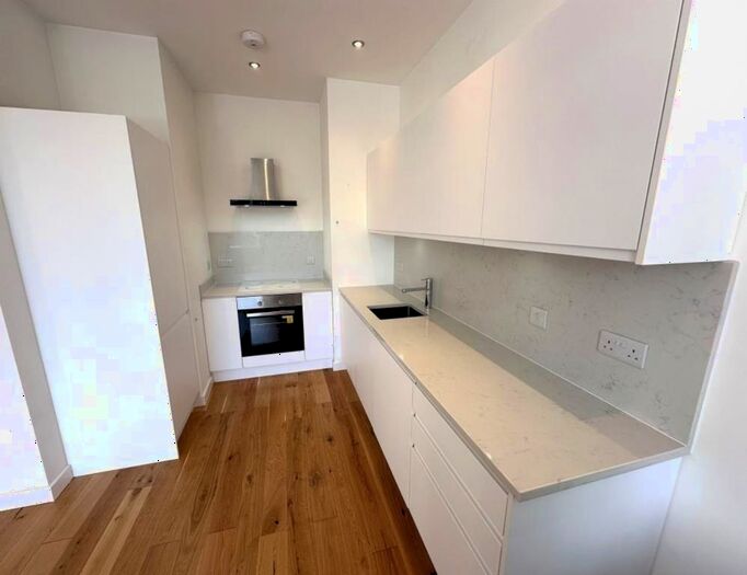 1 Bedroom Flat To Rent In Wood Road, Manchester, M16
