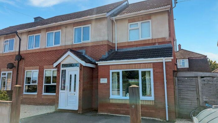 4 Bedroom Semi-Detached House For Sale In Holmlea, Wookey Wells, BA5
