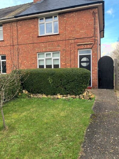 3 Bedroom End Of Terrace House To Rent In Halfleet, Peterborough, Cambridgeshire, PE6