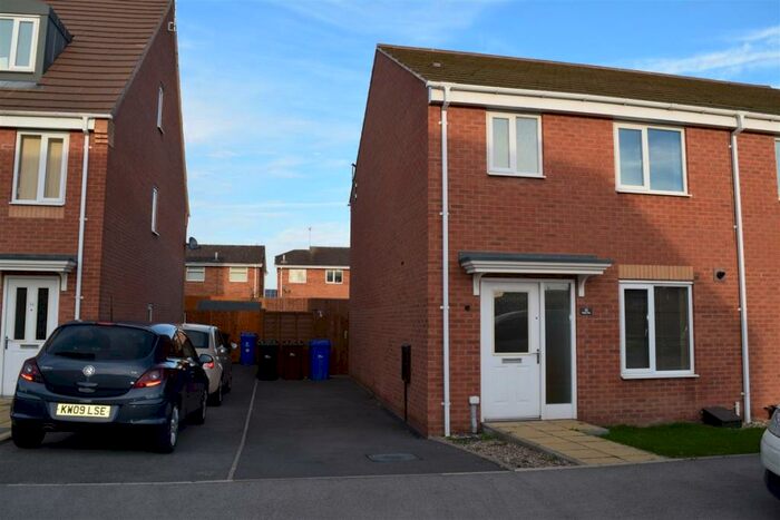 3 Bedroom Semi-Detached House To Rent In Balata Way, Burton-On-Trent, Staffordshire, DE13