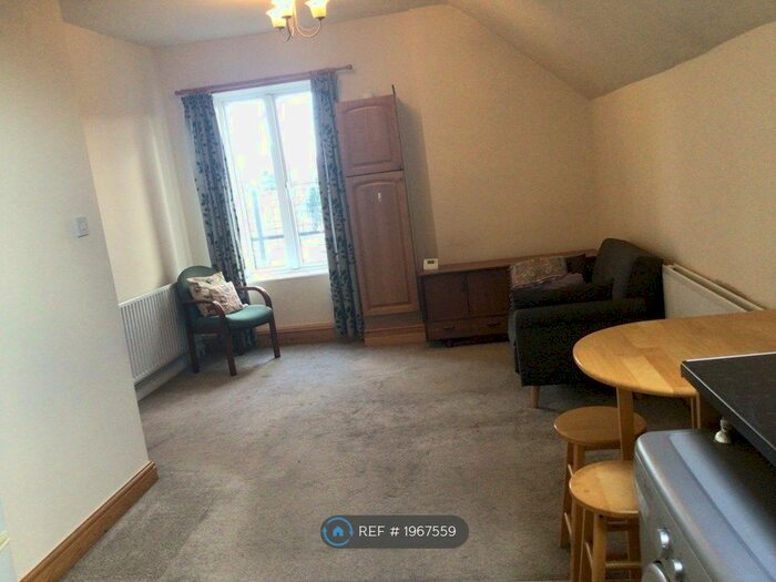 1 Bedroom Flat To Rent In Glen Road, Sheffield, S7
