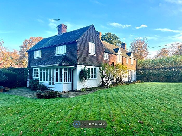 4 Bedroom Detached House To Rent In Woolmer Lane, Bramshott, Liphook, GU30