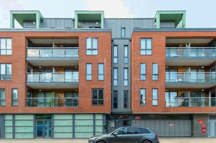 1 Bedroom Flat To Rent In St Pancras Way, St Pancras, London, NW1