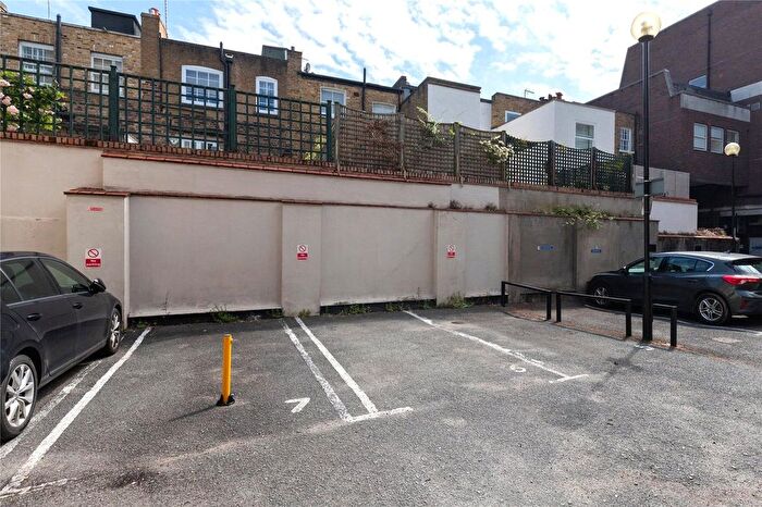 Garage / Parking To Rent In Jubilee Place, Chelsea, SW3
