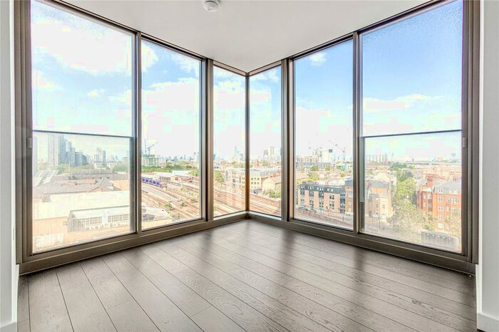 2 Bedroom Flat To Rent In Bondway, London, SW8
